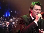 Bryan Ferry – Don’t Stop The Dance